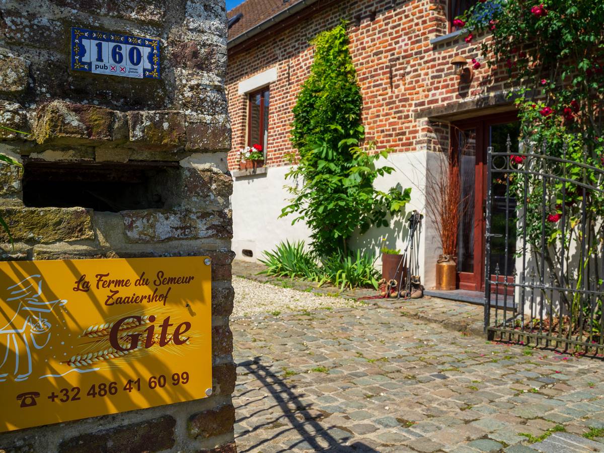 Entrée du gite Ingang vakantiehuis