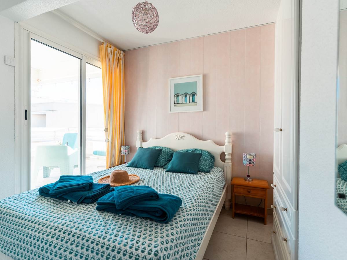 Chambre parentale vue mer-galerie