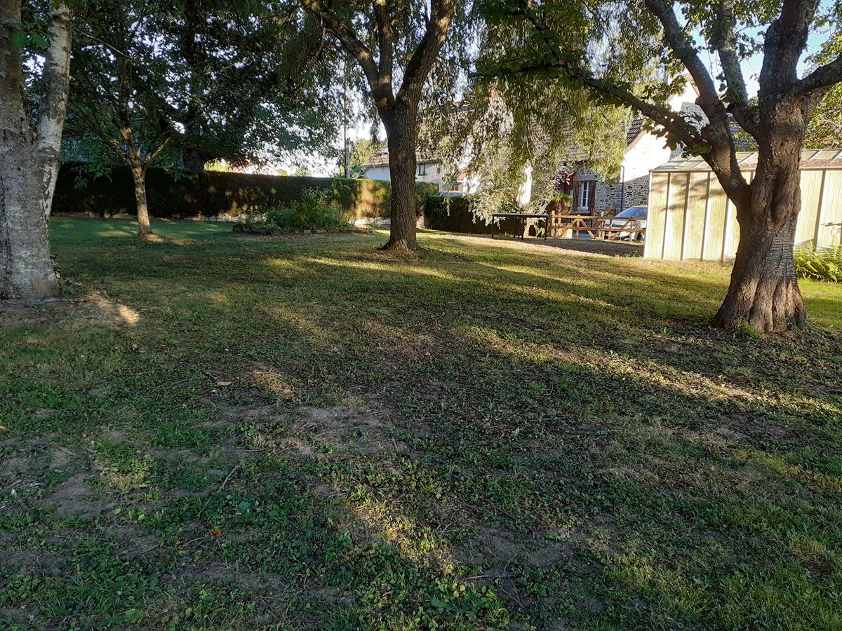 JARDIN PRIVATIF CLOS