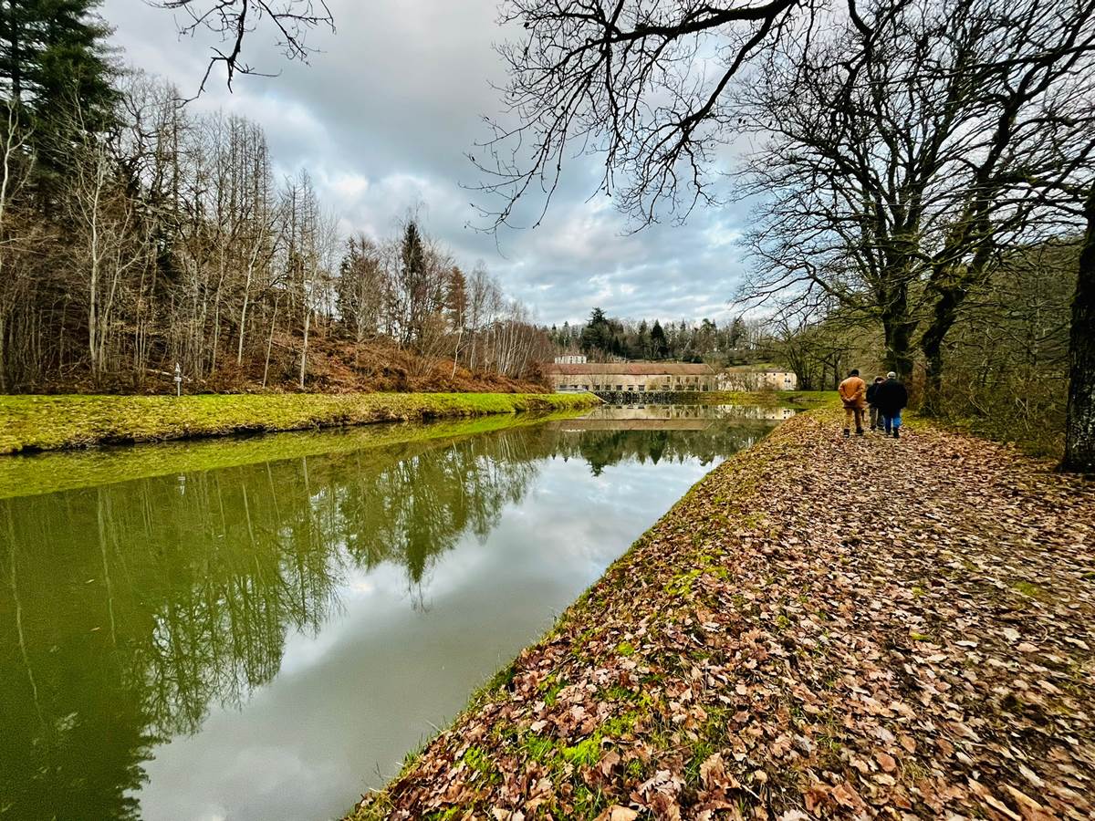 Le canal des Vosges qui relie Moselle et Saone