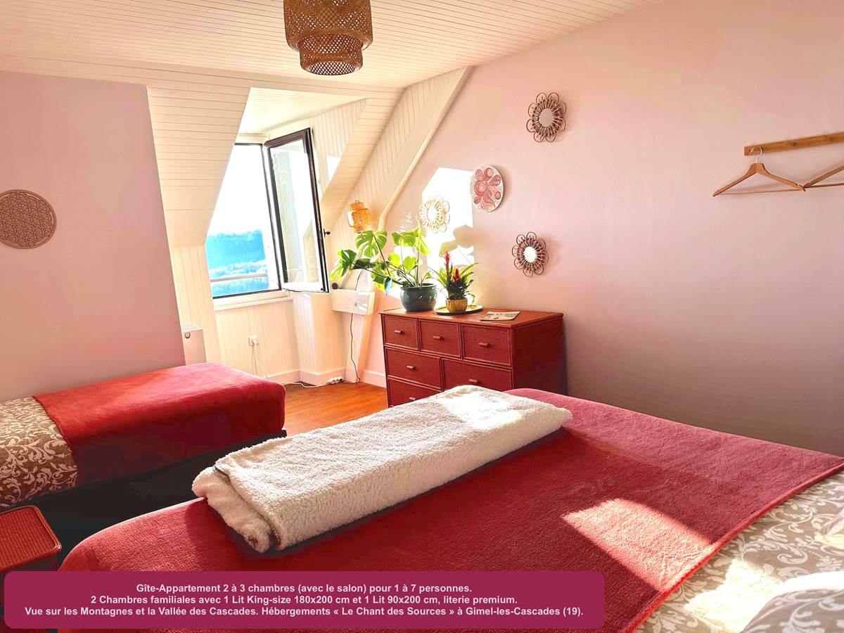 Gîte-Appartement 2 à 3 chambres, pour 1 à 7 personnes. Vue sur les Montagnes et la Vallée des Cascades plein Ouest.