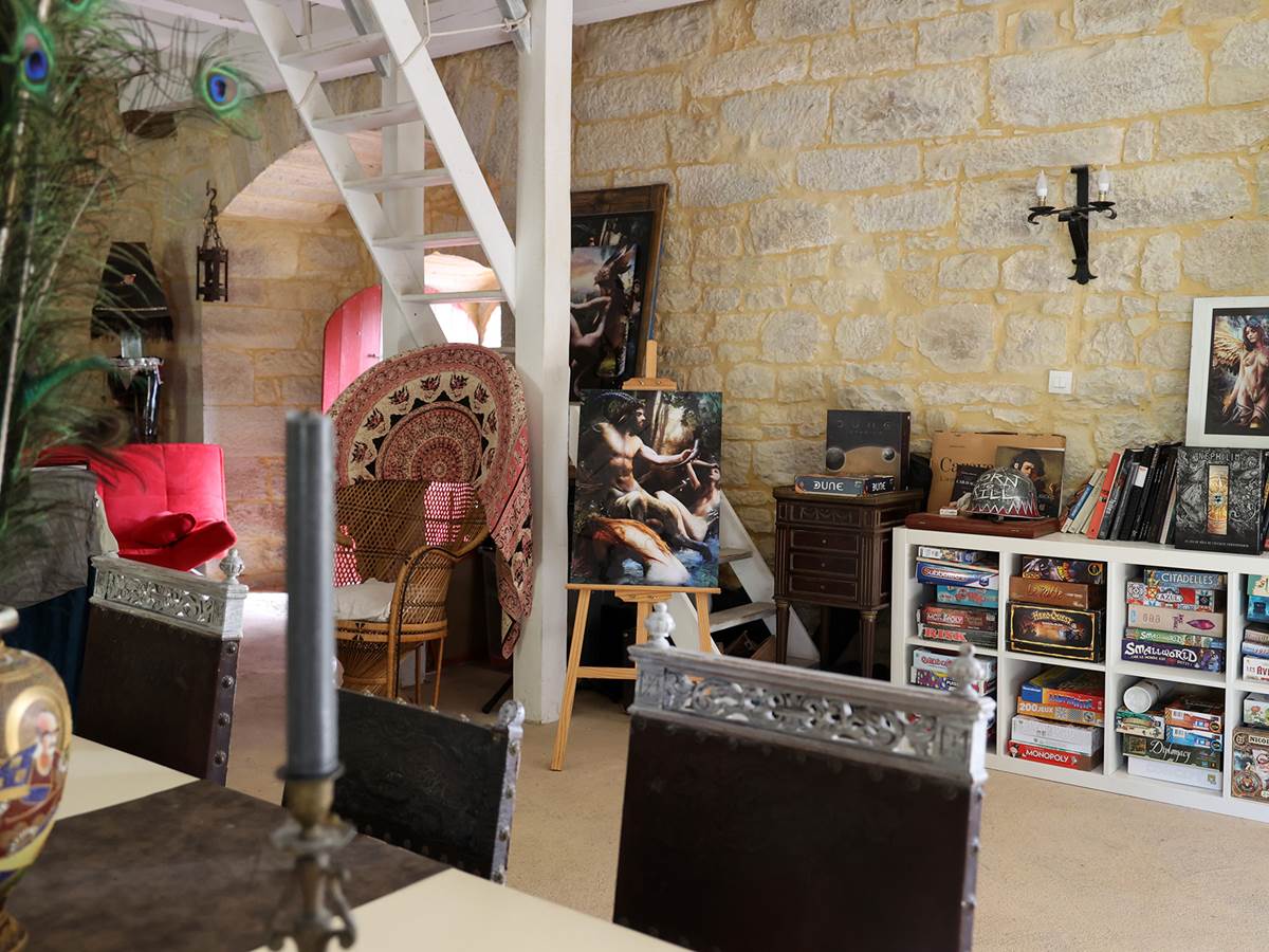 Chateau de Saint Chamarand, grand salon, ludothèque, evenements (4)