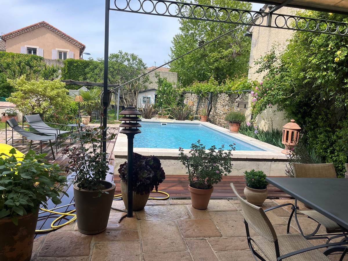 Terrasse et Piscine à Lapalud
