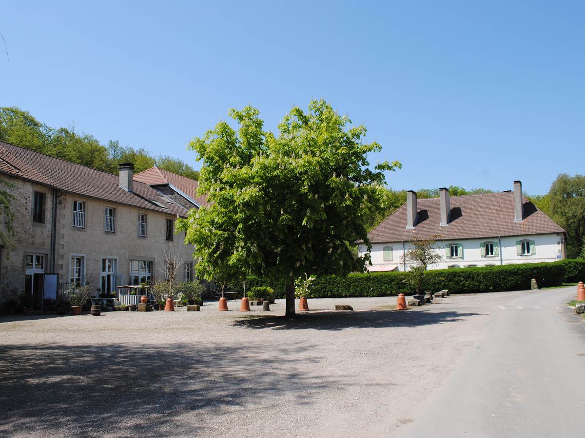 Le gite et sa terrasse