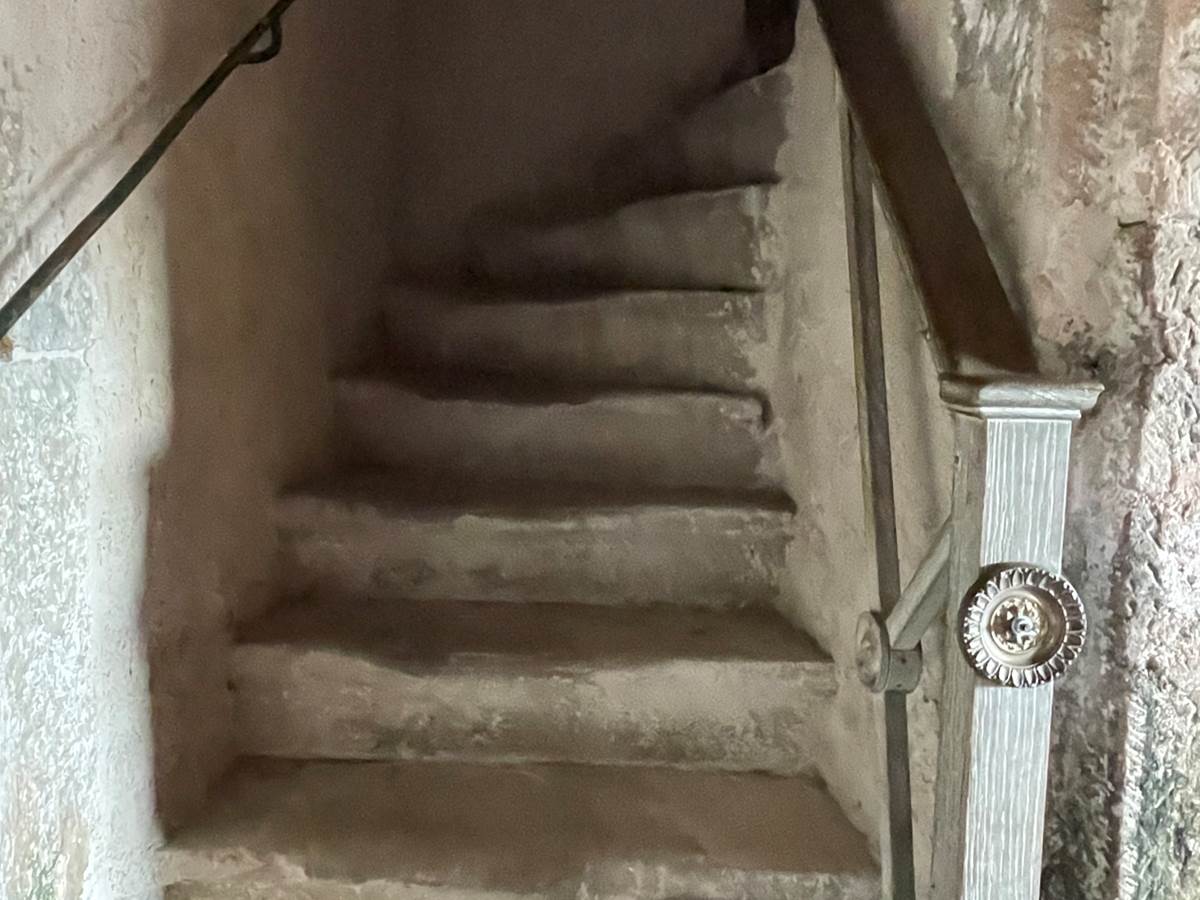 Escalier d'accès au 1er étage du Mécanicien