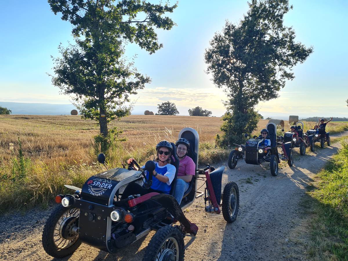 swincar vue sur la plaine des hauteur de saint galmier. Après un chemin technique on garde le sourire