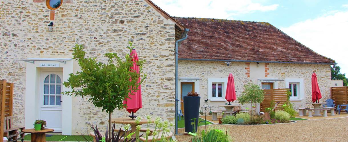 terrasse_gite_sarthe_campagne_hameau_des_deux_ailes