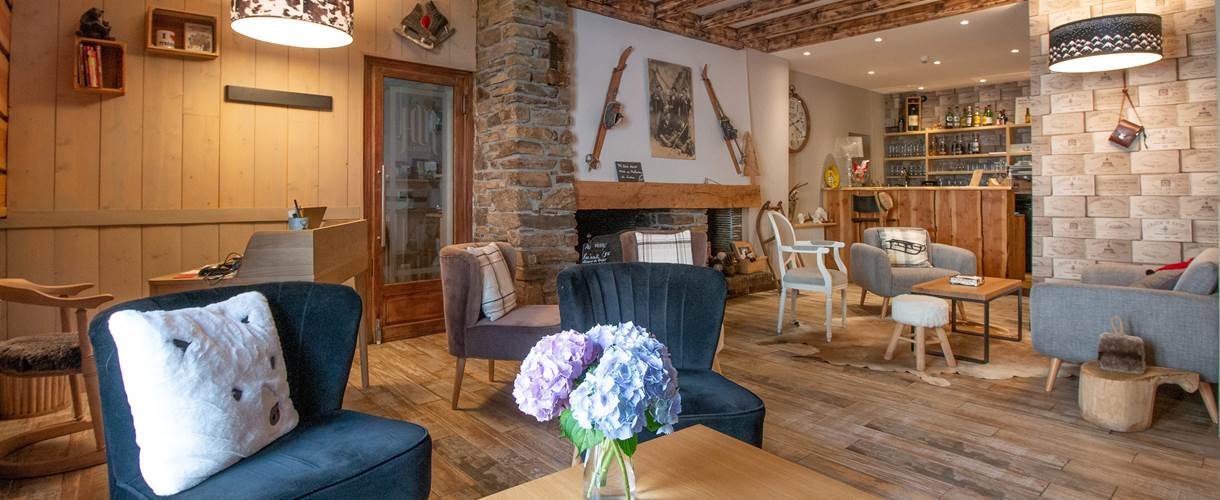 Hotel Bagnères de Luchon St Mamet Pyrénées La Rencluse