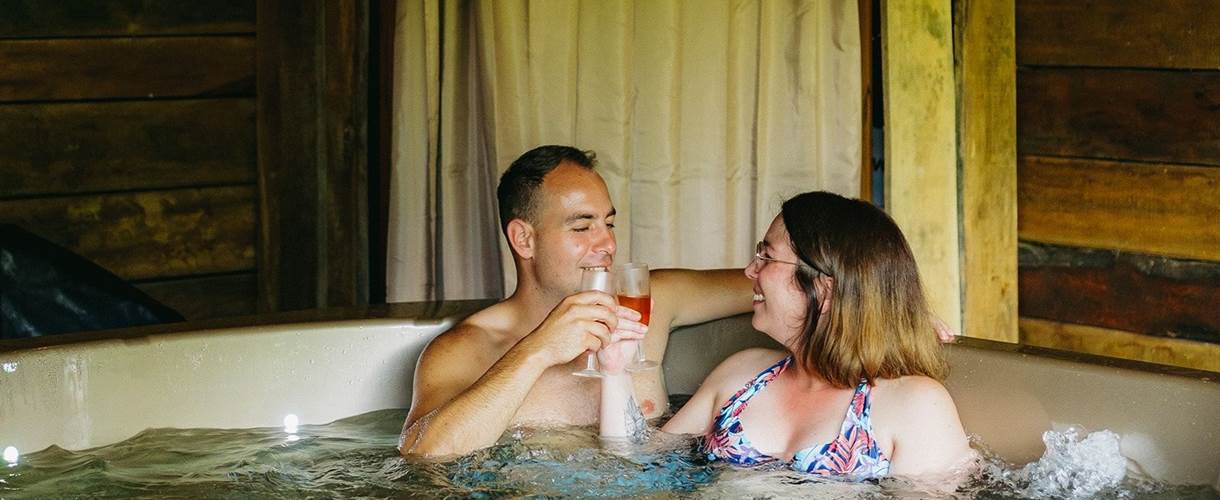 Espace bien-être : idéal pour profiter en amoureux . Crédit photo : Laura Vergne