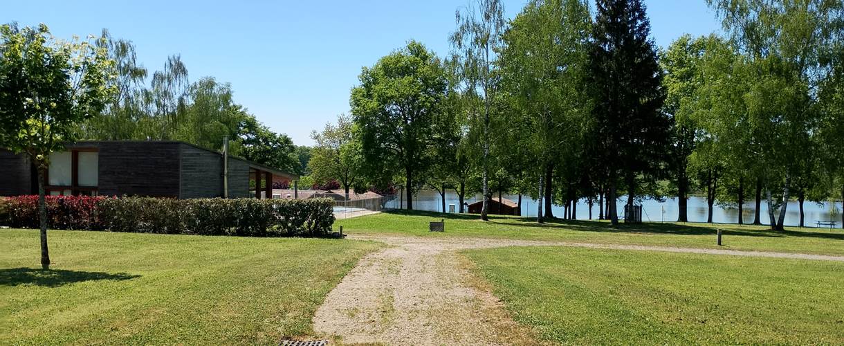 allée vers accueil
