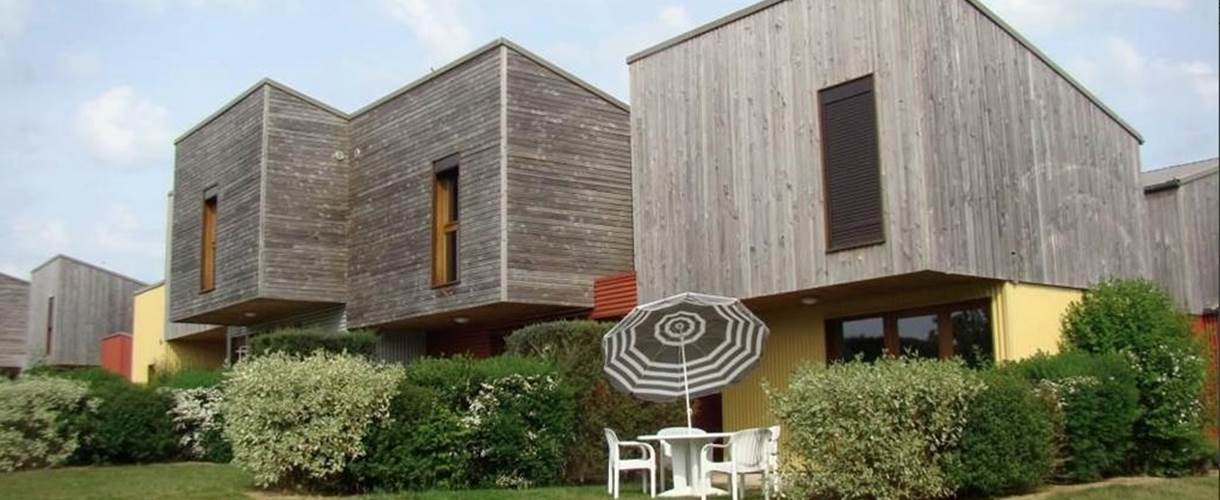terrasse privative, hameau de gi^tes Videix