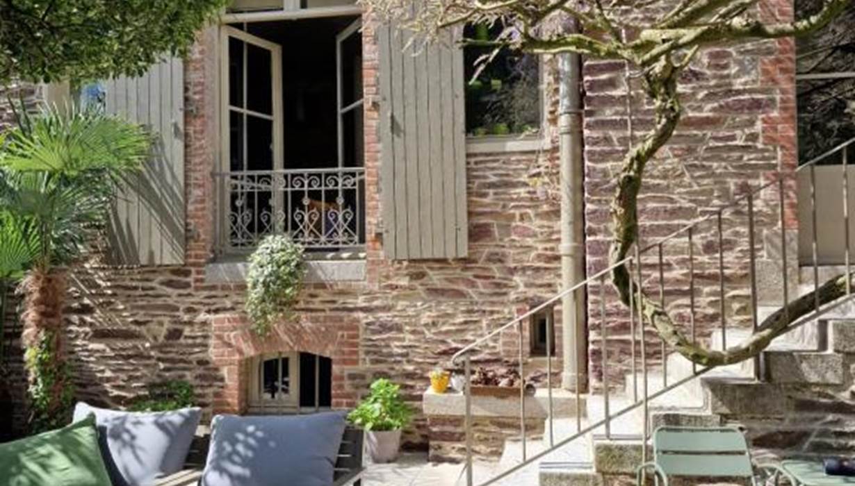 Castel Jolly  salon été