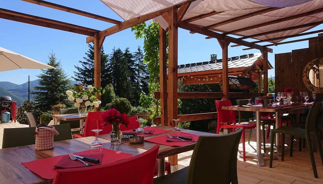 terrasse du sapin rouge