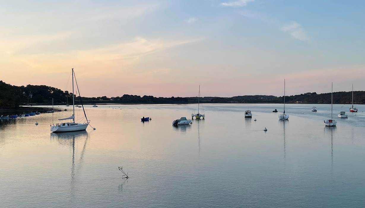 Bateaux le soir a Sept Iles