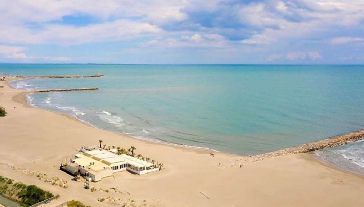 saintes-maries-farinette-plage