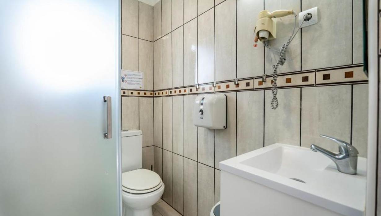 Salle d'eau chambre numéro 4
