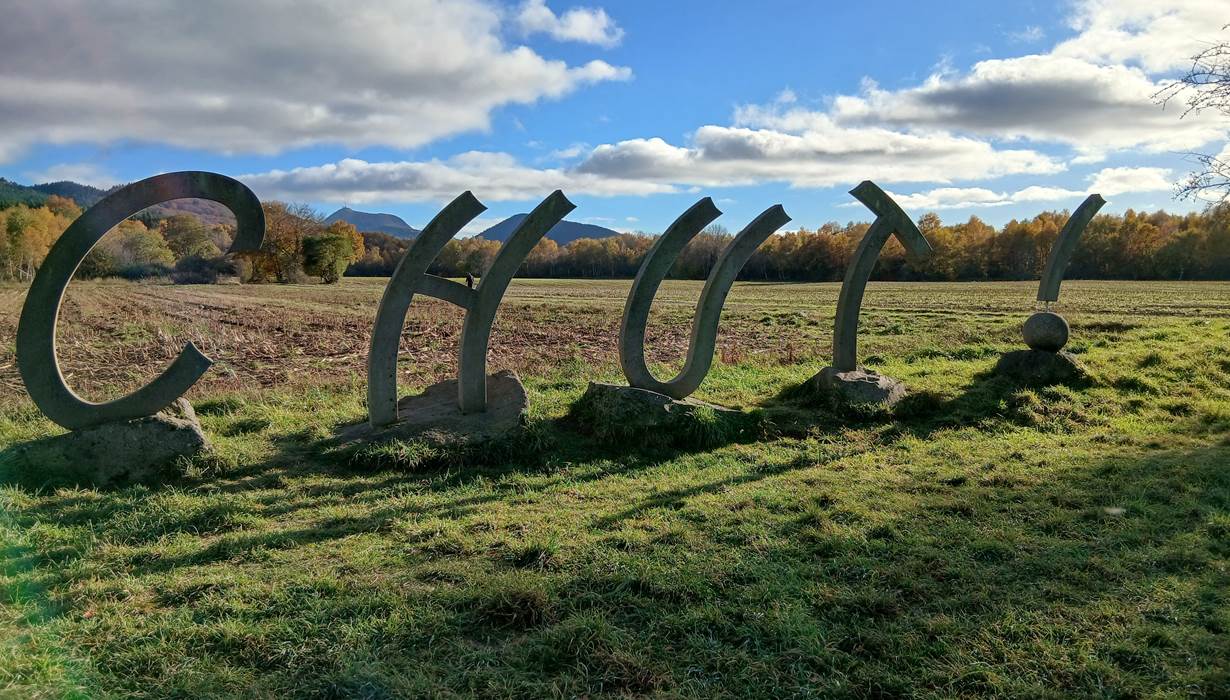 Sculpture "chut"  de Thierry Courtadon