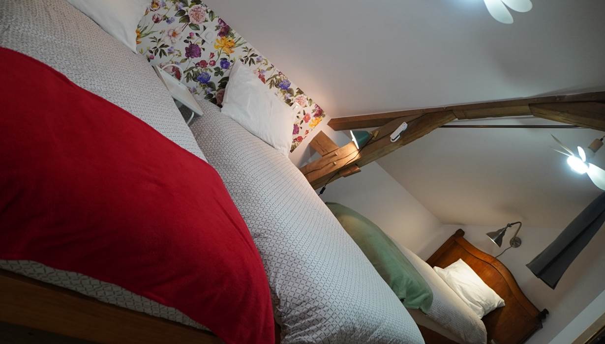 chambre 2 sous les comble
