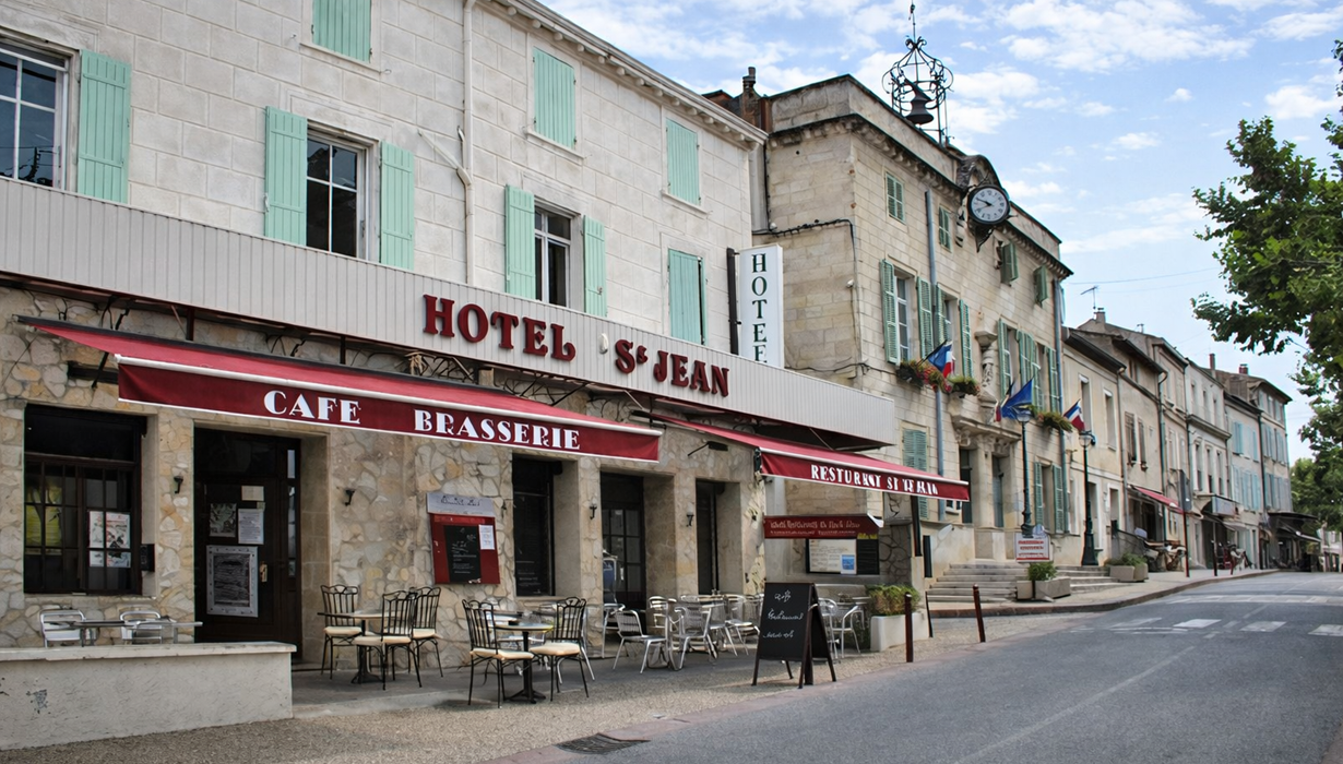 Le Saint Jean Hotel Bar Restaurant