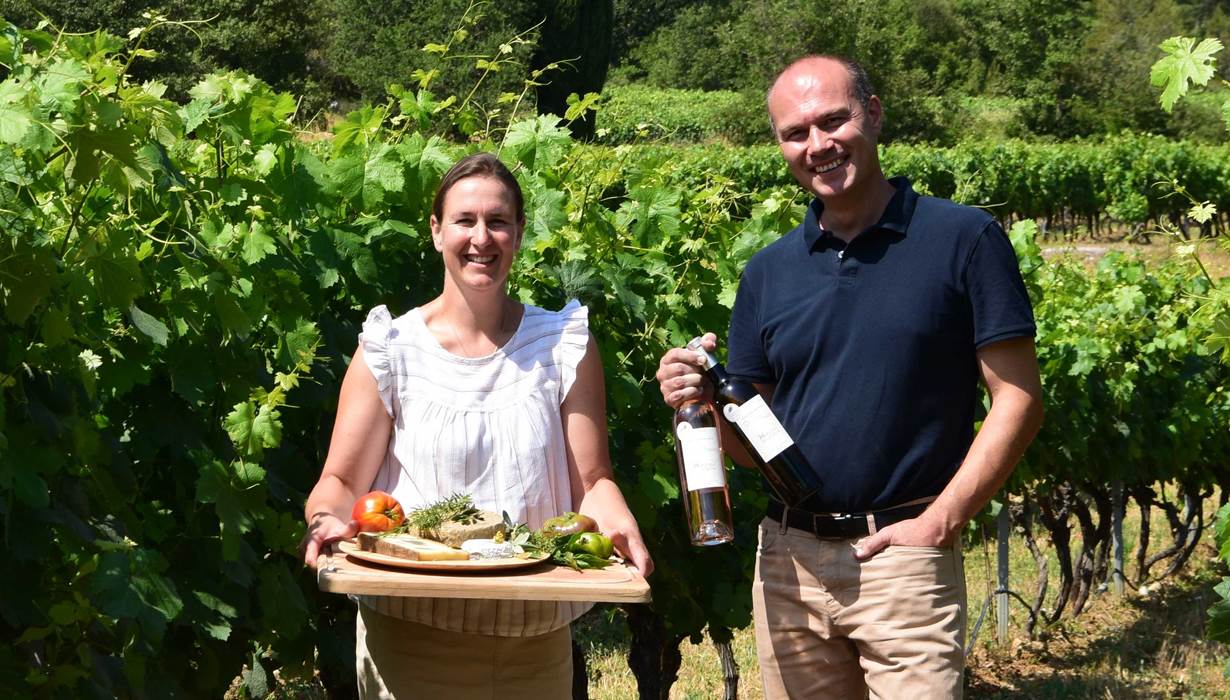 Laure et Benoit vous accueillent