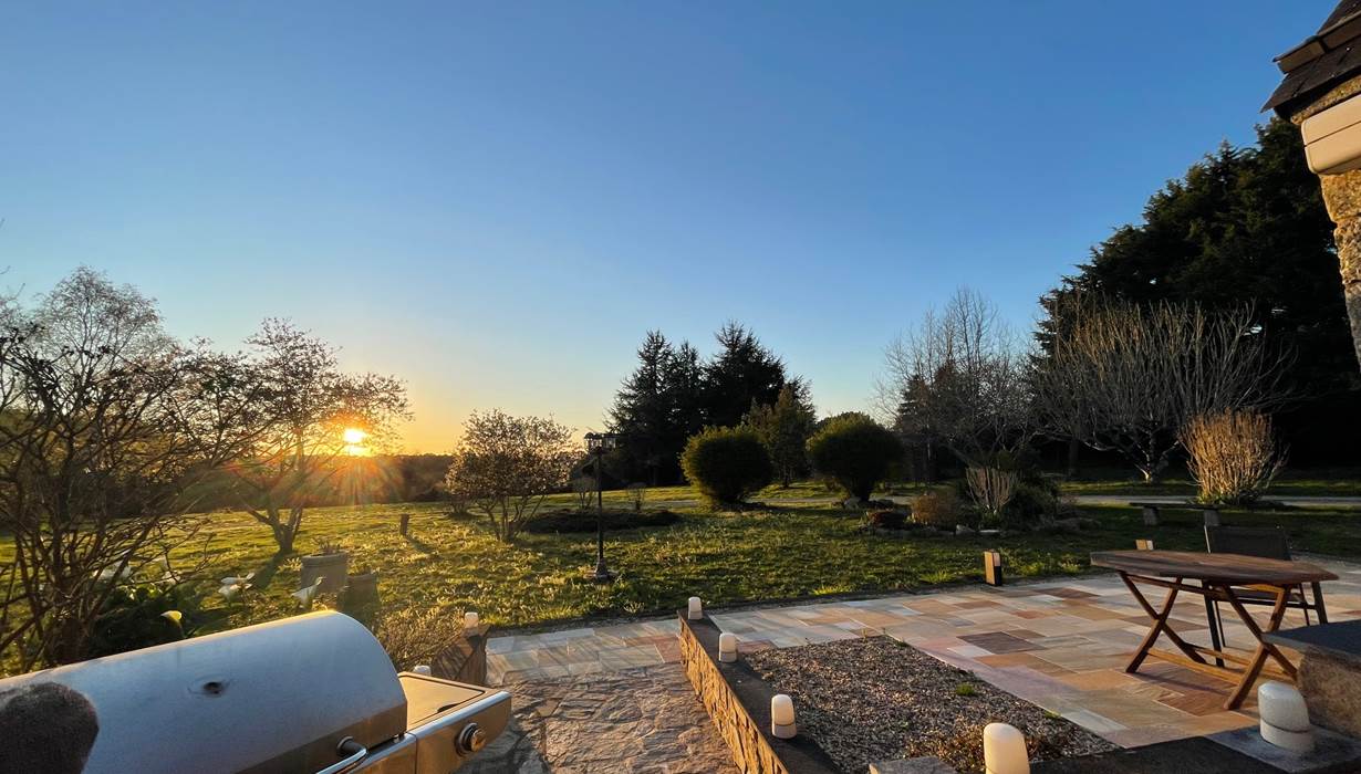soires-barbecue-terrasse-plein-ouest-golfe-du-morbhan