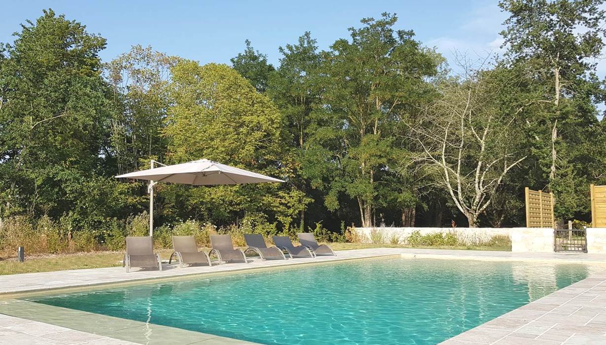 La Piscine dans l'ancien Potager du Domaine des Cyclamens