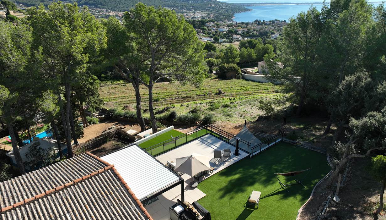 Terrasse MISTRAL avec piscine