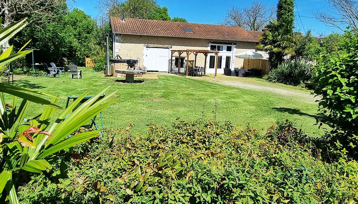 Maison de vacances Dordogne Périgord La Petite Clavelie 01