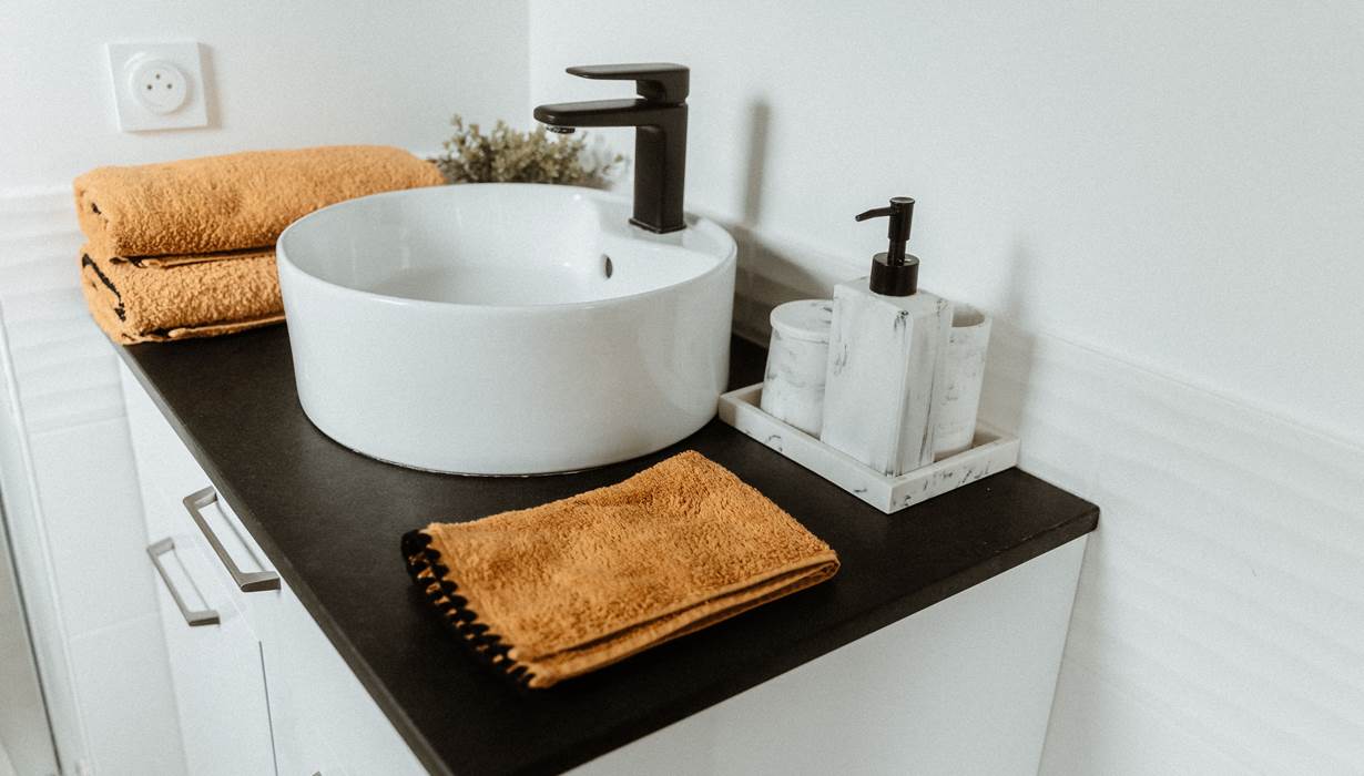 Draps de bain fournis