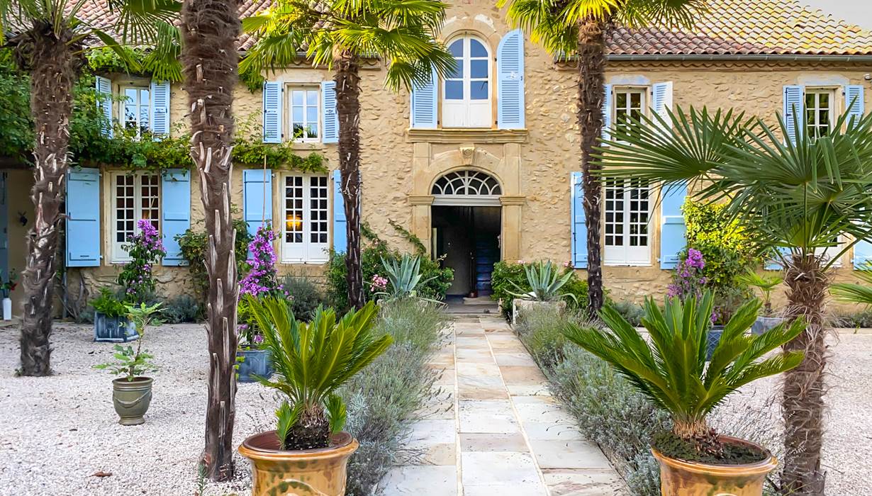 Maison Manechal_FrontDoor-3