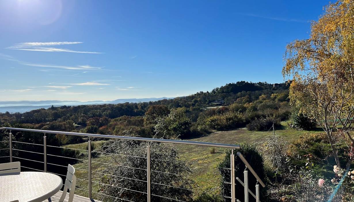 vue de la terrasse de la villa