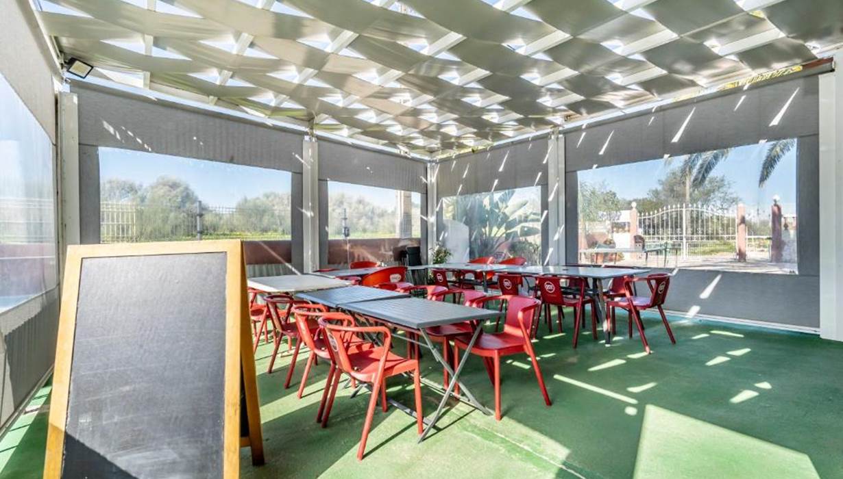 Espace extérieur repas réunion jeux 