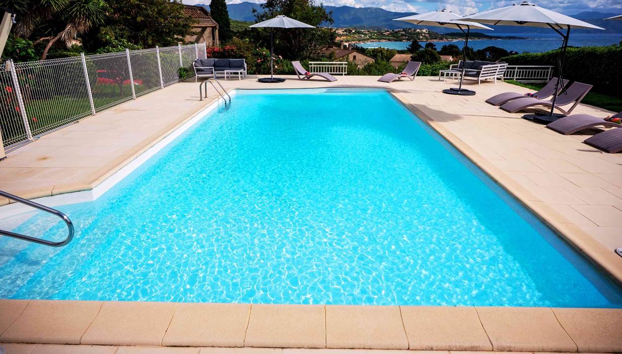 Sagone chambre d'hôtes piscine