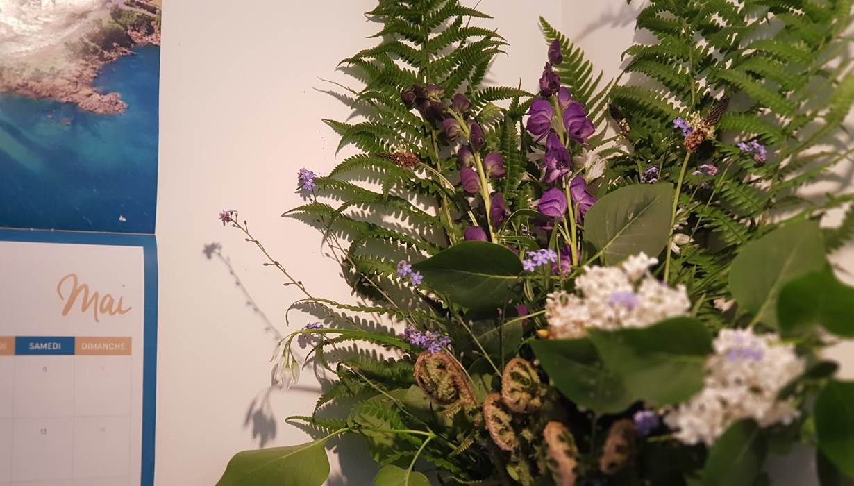 Détail mignon Accueil bouquet paysage mai 2024