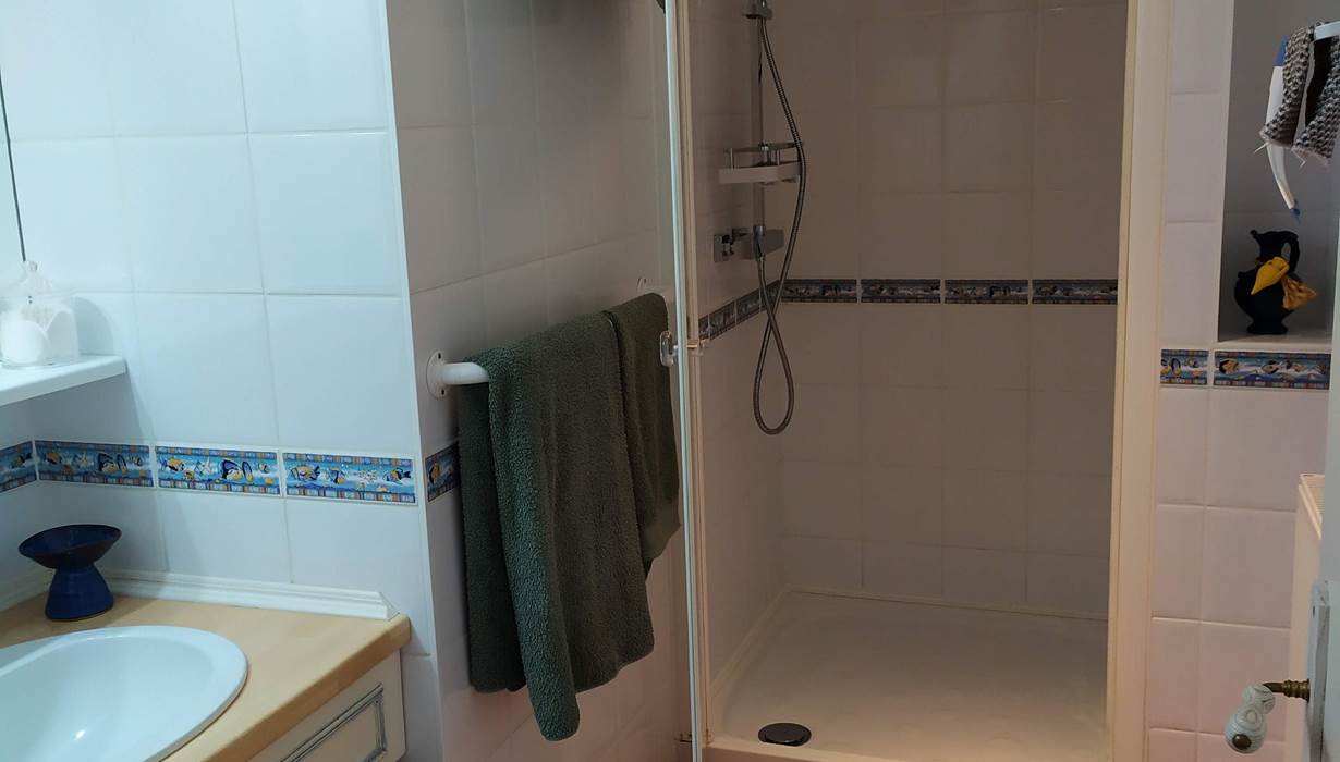 coin douche appartement