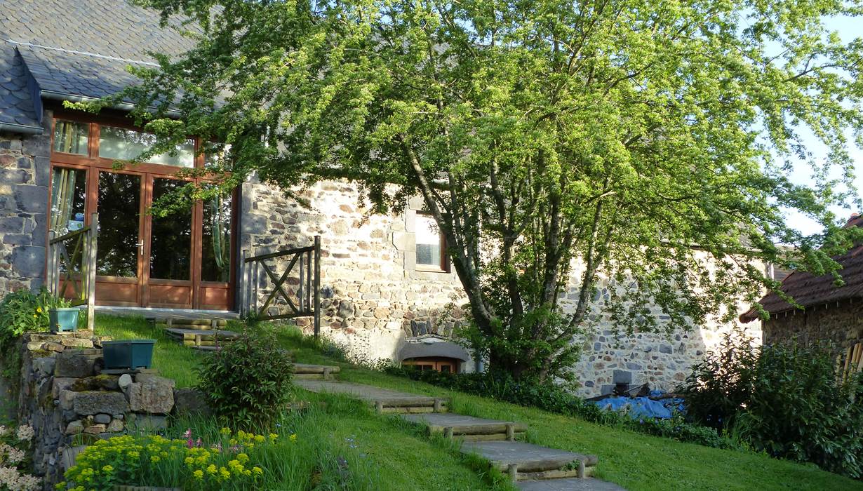 La levée de grange, caractéristique de l'habitat rural auvergnat