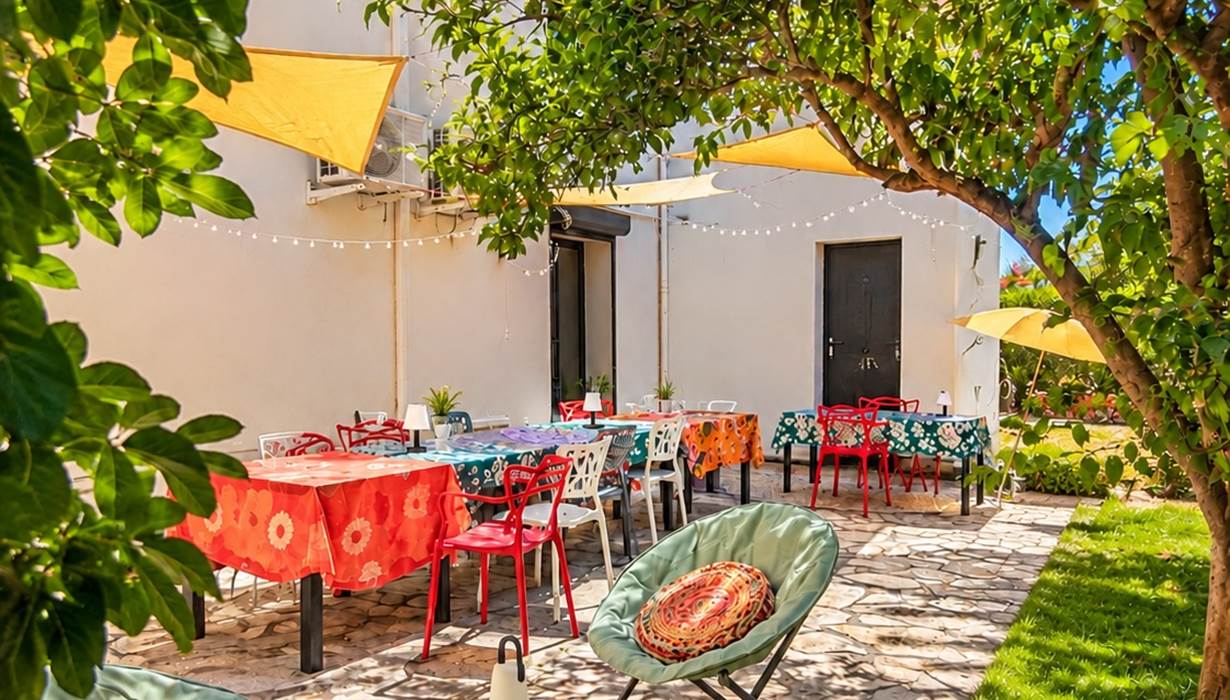 Jardin et terrasse ombragée - Casa Nova à Sagone