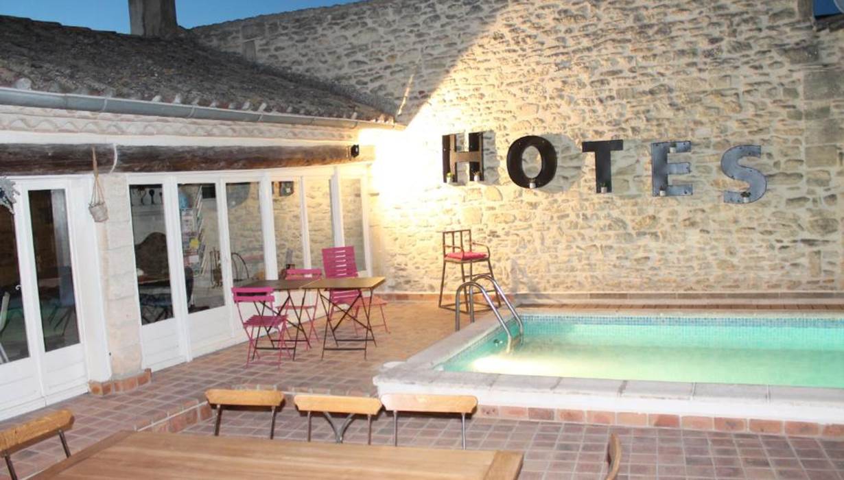 piscine-maison-hotes-aubais-gard.jpg