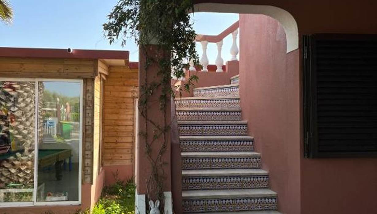 Escalier pour accéder à l'étage et terrace 
