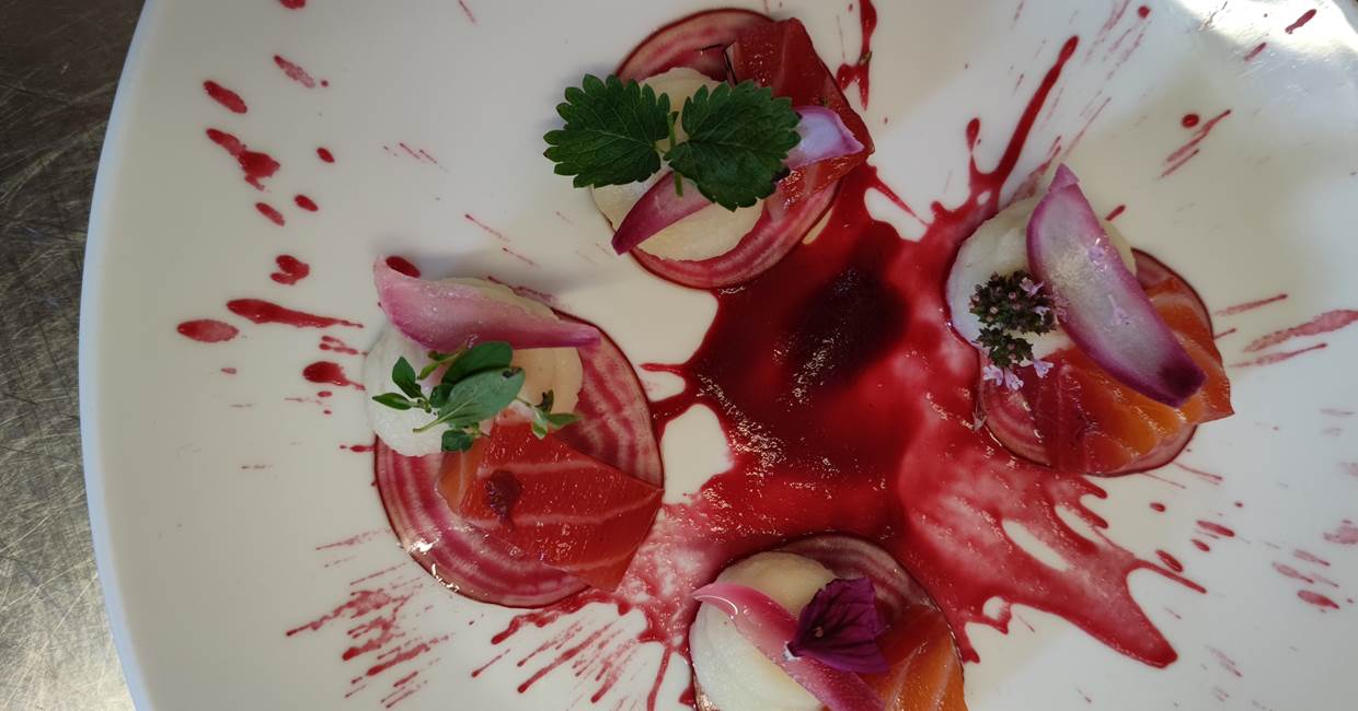 gralax de saumon a la betterave rouge