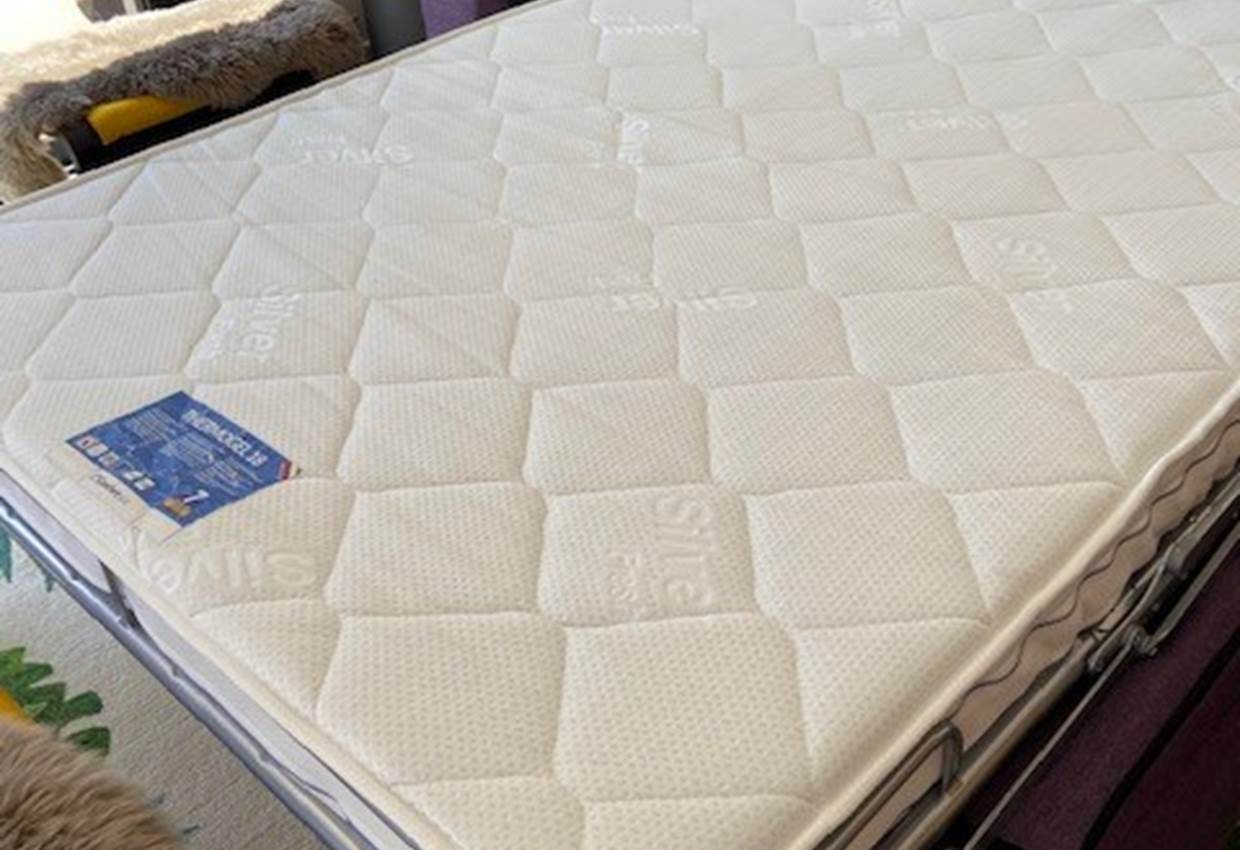 Canapé-lit haut de gamme matelas gel