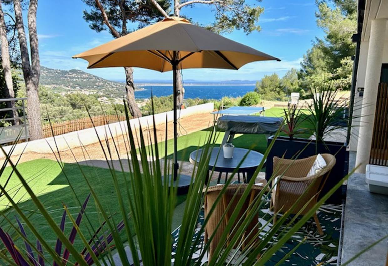 Terrasse Tramontane vue mer