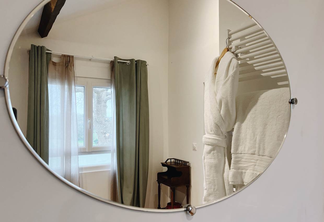 Chambre 4 - Domaine Labouroume - chambre d'hote a la campagne4