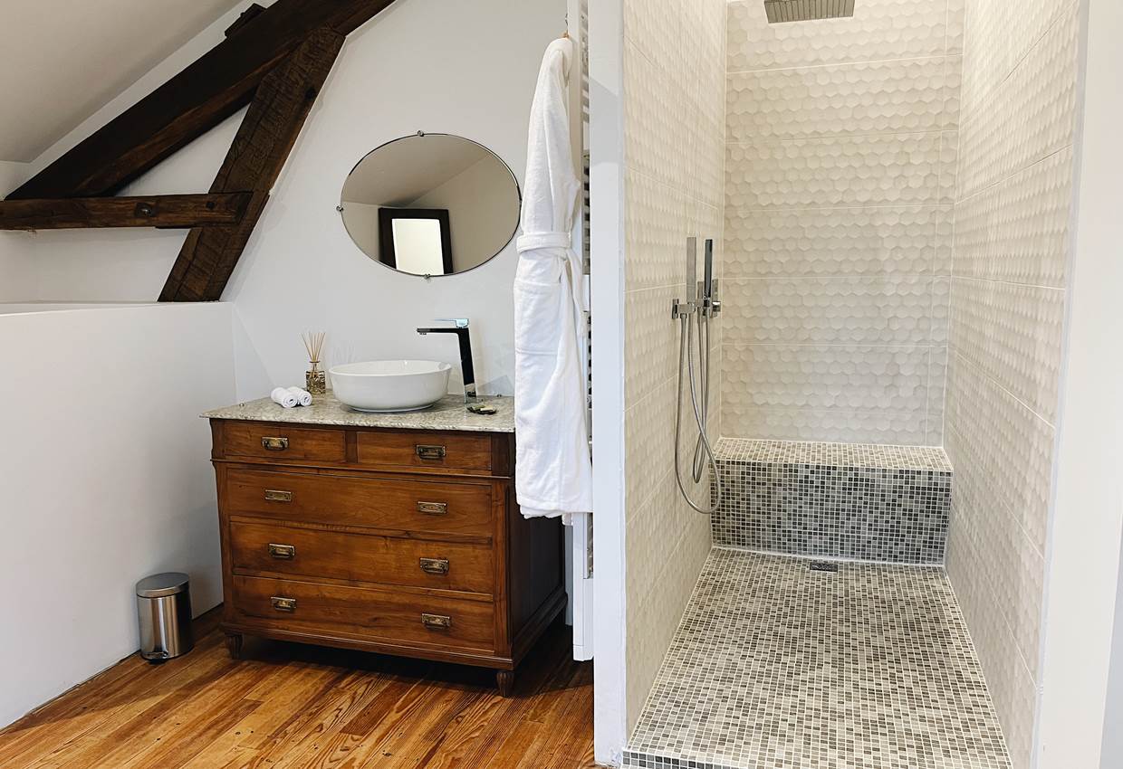 Chambre 4 - Domaine Labouroume - chambre d'hote a la campagne7