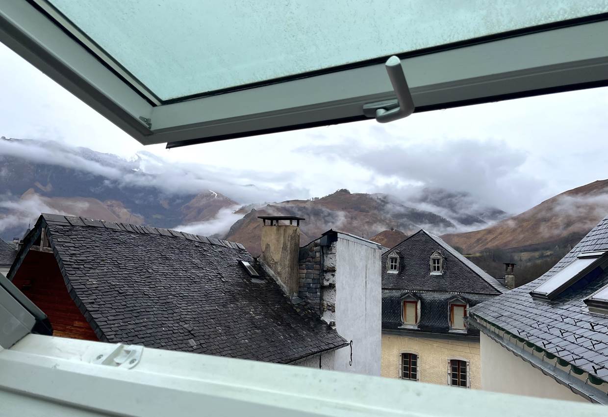 06.Views.Mandragot.Bedous