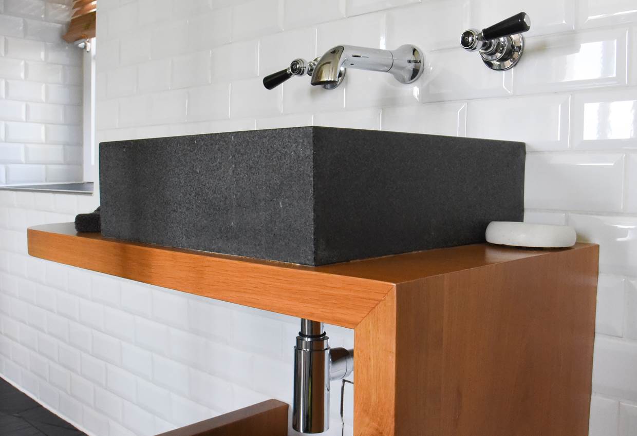 #ClosSaintJoseph_MeubleDeSalleDeBain_Disigne_Artisanal