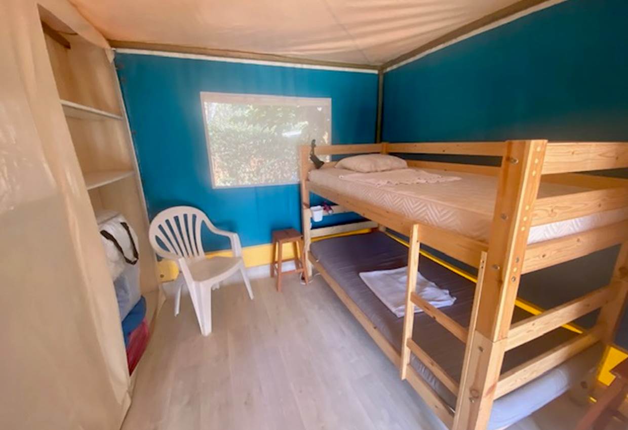 2e chambre avec lits superposés