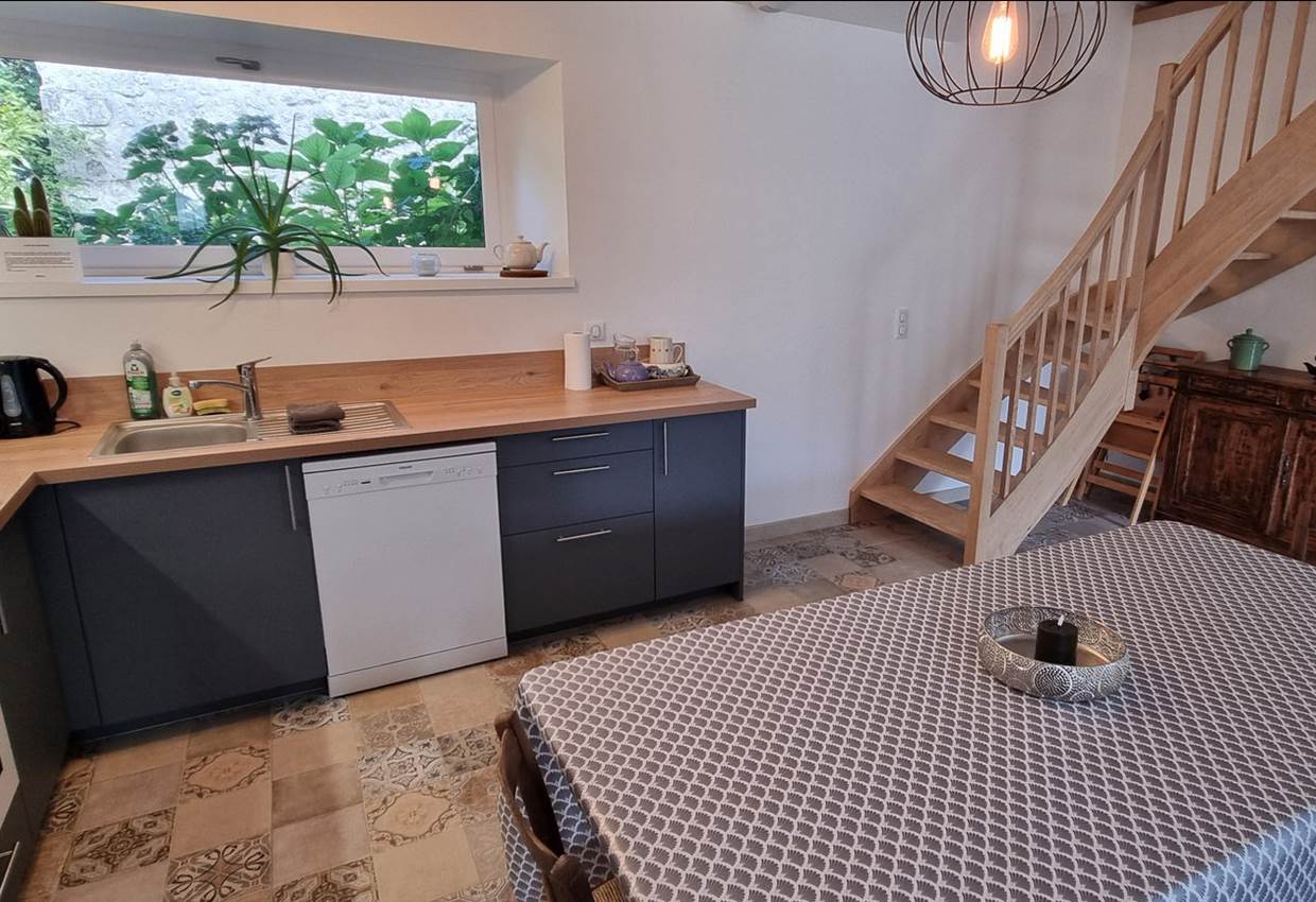 Gite Dordogne La Petite Clavelie Périgord vert maison de vacances 21 arondie