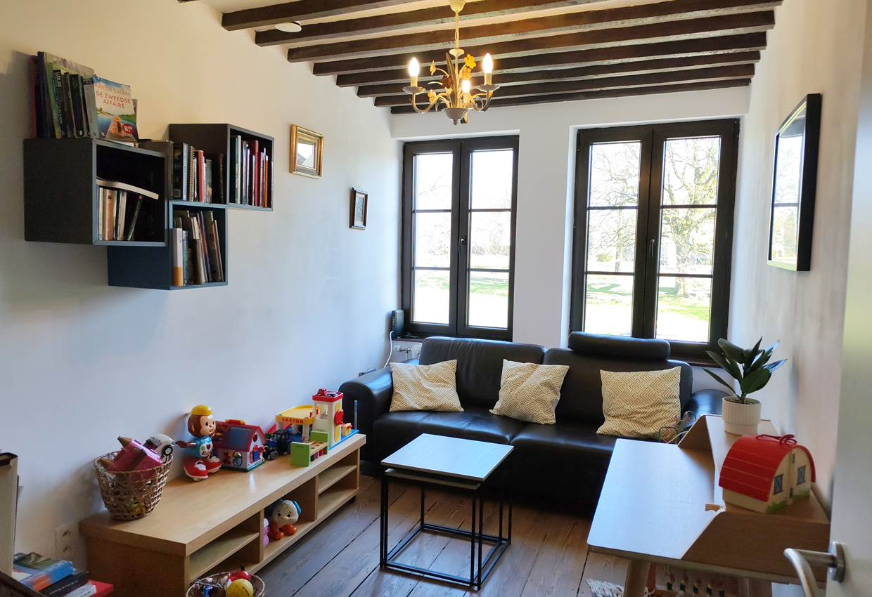 bibliothe`que salle de jeux (1)