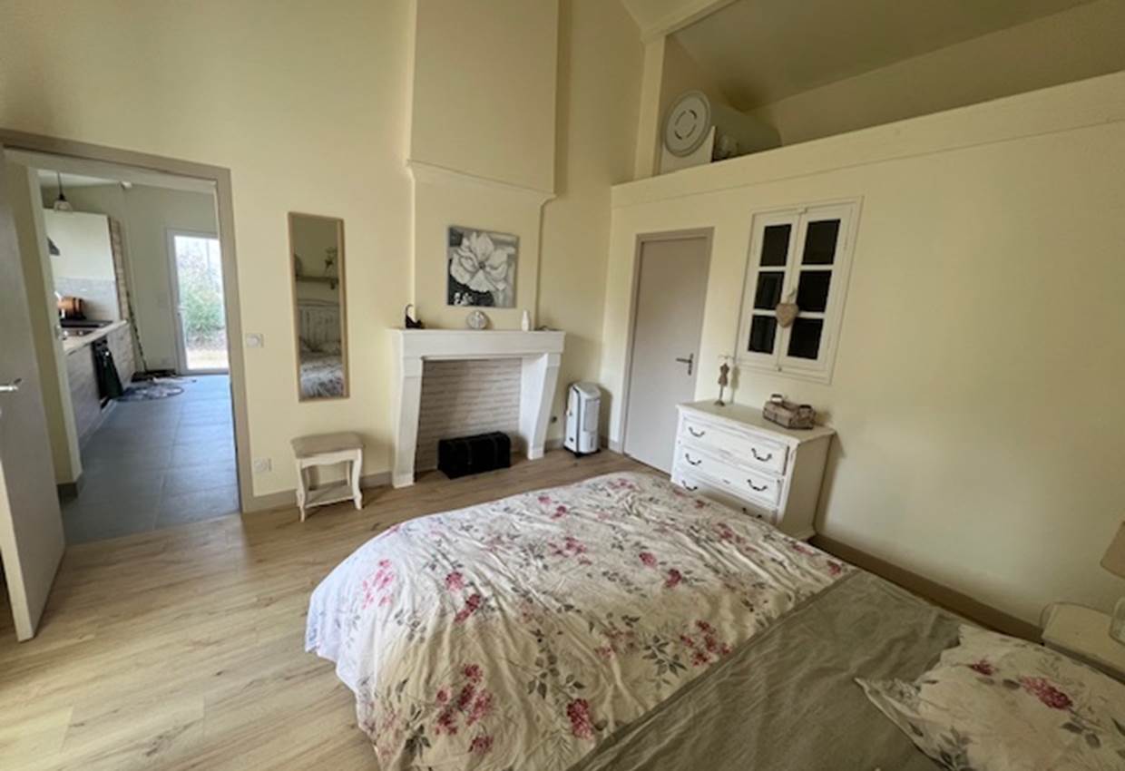 domaine des pierres blanches_petit gite_chambre